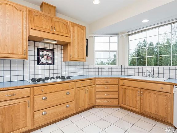 5th image of 2849 Lost Creek Ln NW