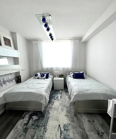 18800 NE 29th Ave #1004 — Photo 9