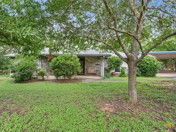 3927 Amanda Dr, Salado, TX 76571