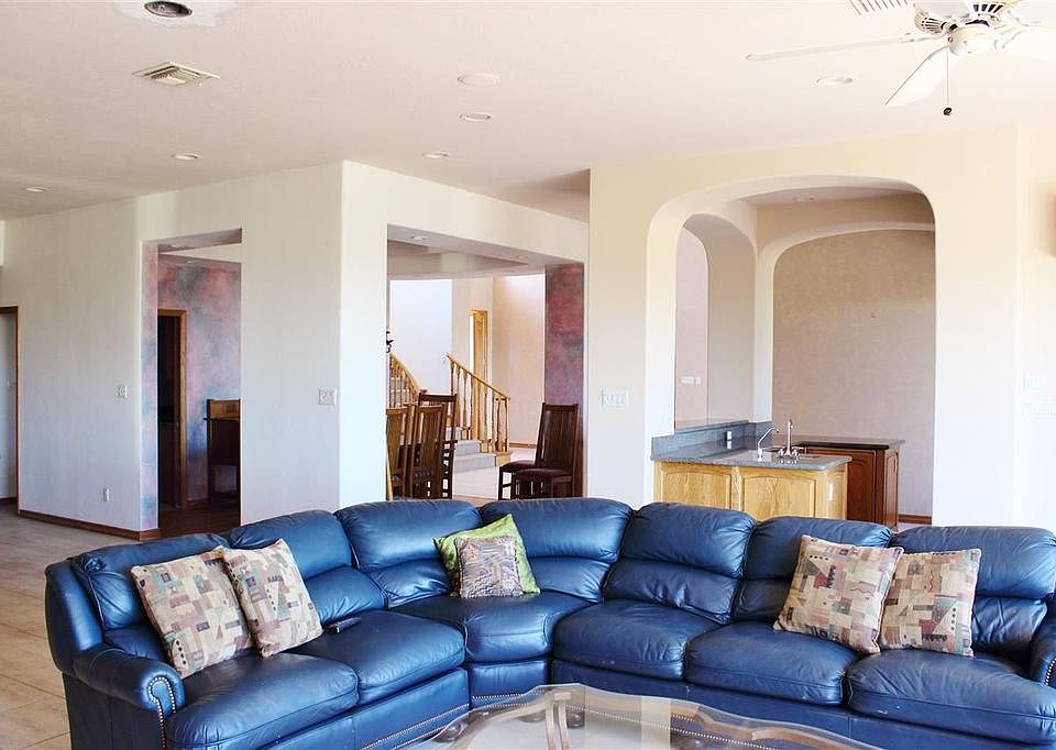 1st image of 6416 E Crabtree Pl