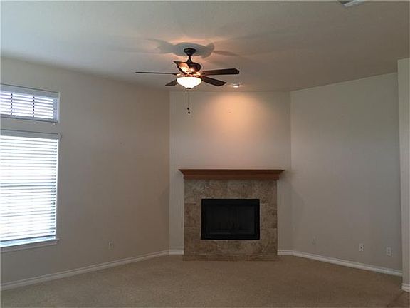 5th image of 30610 Saint Andrews Dr