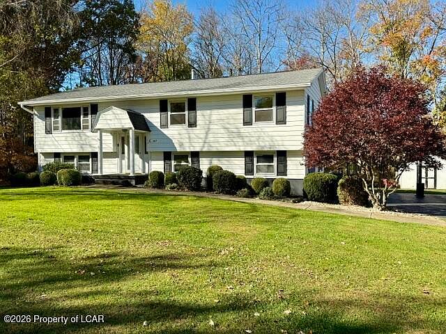 1st image of 287 Maple Dr