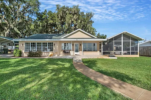 606 N Shore Dr Photo 1