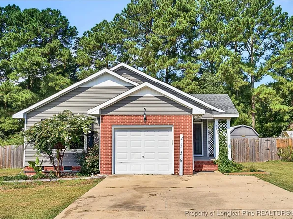 2556 Previs Dr, Fayetteville, NC 28306