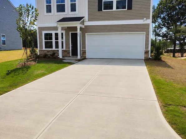 165 Spotted Bee Way, Youngsville, NC 27596