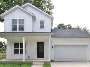 147 N Main St, Creston, OH