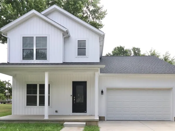 147 N Main St, Creston, OH 44217