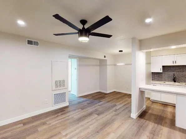 Aurora Villas, 1621 W Denton Ln #205, Phoenix, AZ 85015