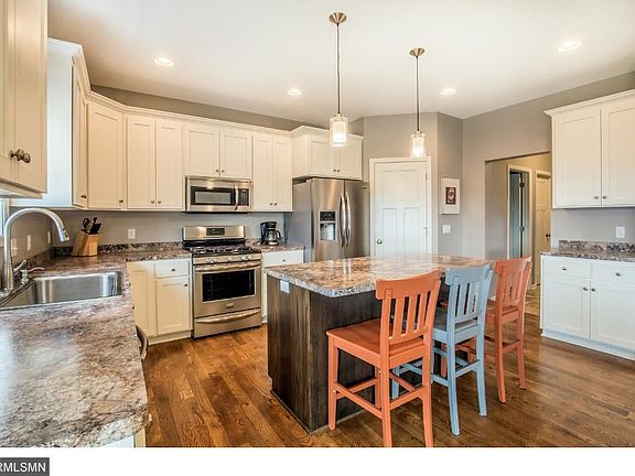 2nd image of 12855 Aspen Ln