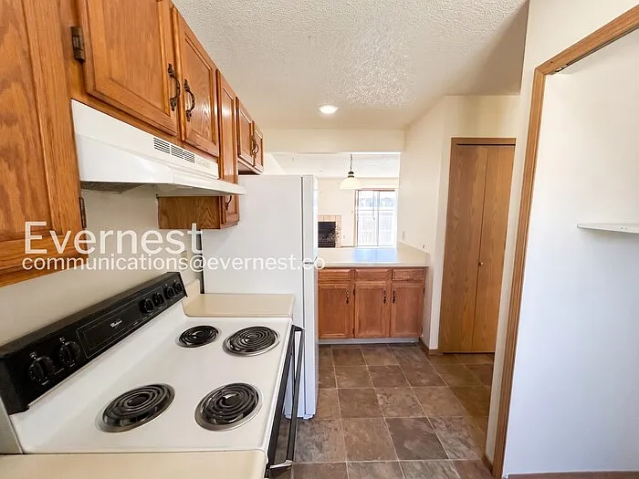 4012 Muse Way — Photo 4