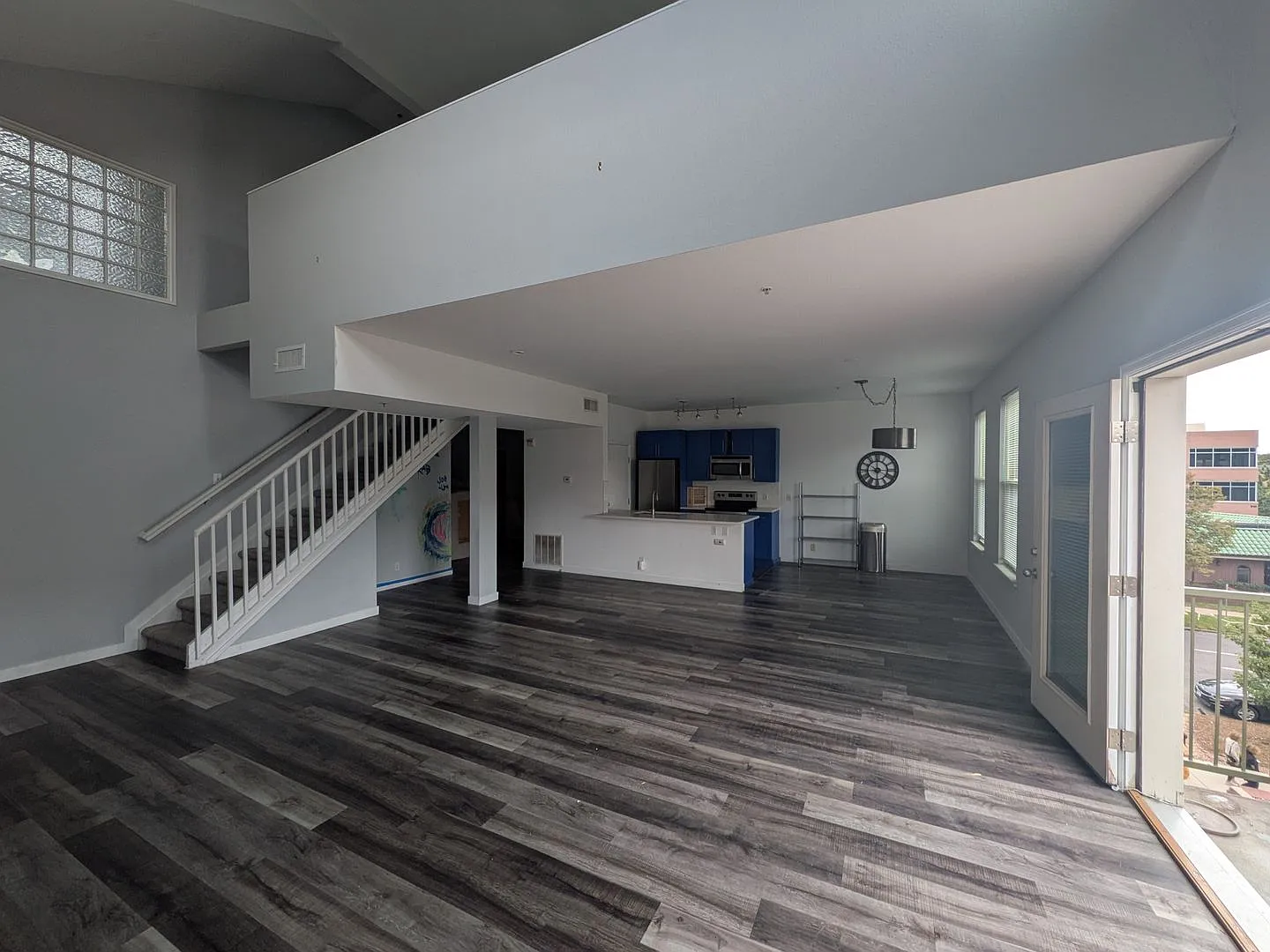 Capitol Hill Condo Living - 2 story with 2 Bedrooms and a Loft! — Photo 4