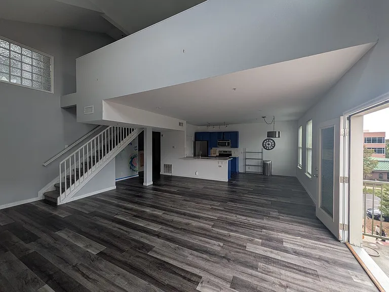837 E 17th Ave #3L — Photo 4