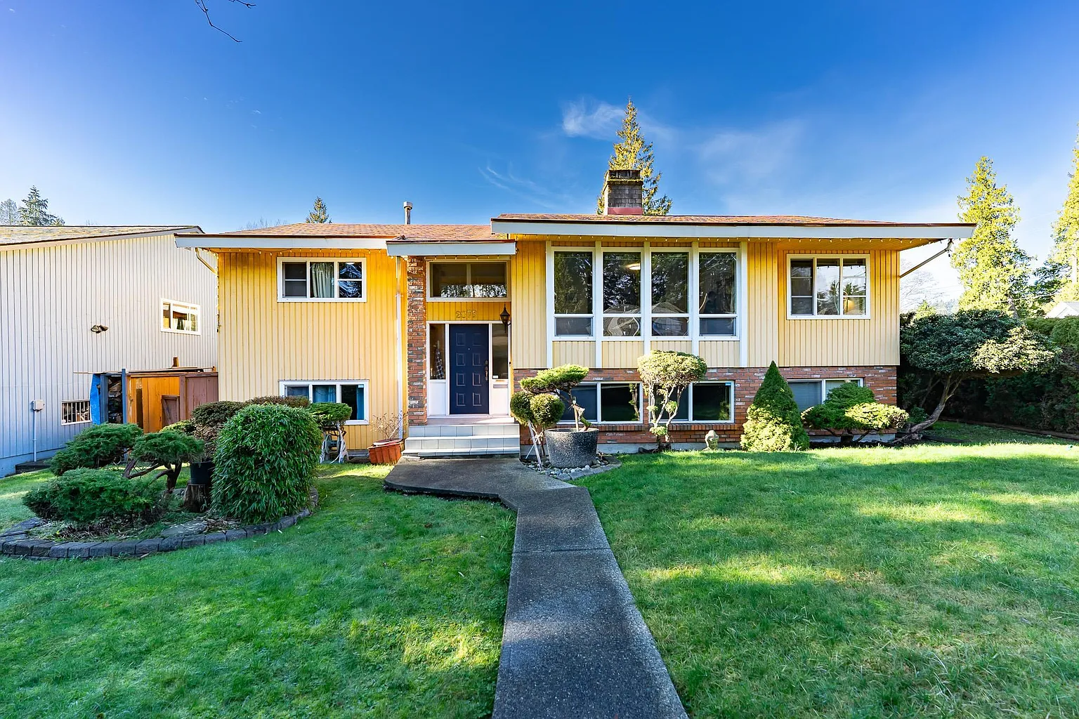 2075 Rufus Dr photo 1