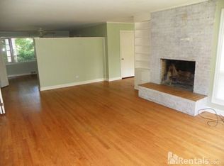 9 Sareva Pl, Asheville, NC 28804