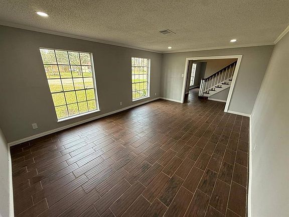 5th image of 2703 Frostwood Cir