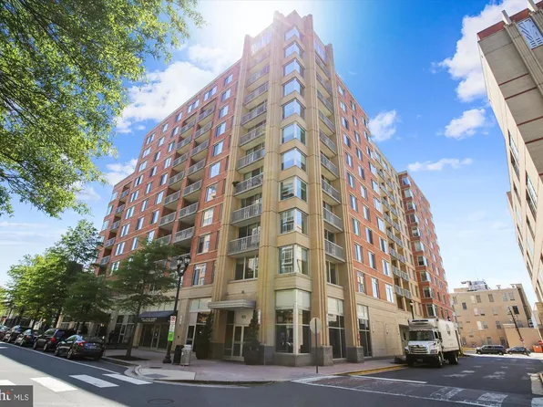 1020 N Highland St Unit 605, Arlington, VA 22201