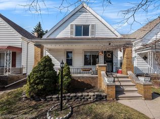 2749 Norwalk St, Hamtramck, MI 48212