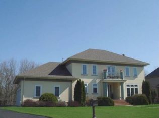 208 Mayan Way, Mankato, MN 56001