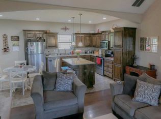 5703 W Veterans Blvd, Clever, MO 65631