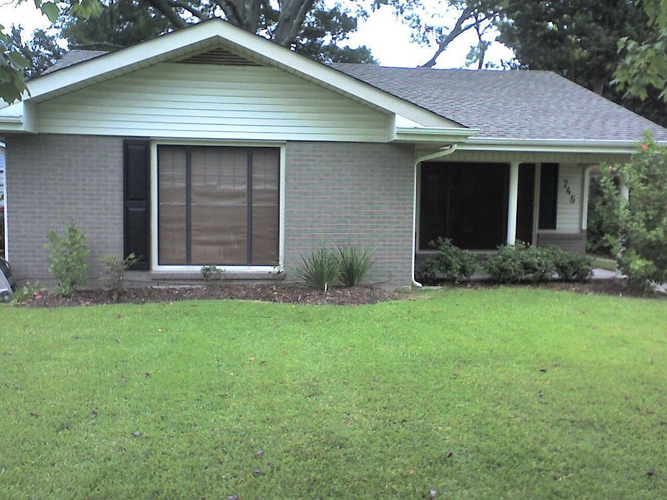 Extra Large Lot on Tree Line Street