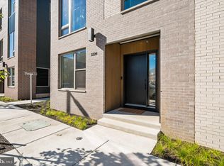 2220 Northbank Pl, Philadelphia, PA 19125