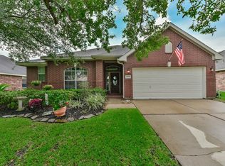 4809 Lakefront Terrace Dr, Pearland, TX 77584