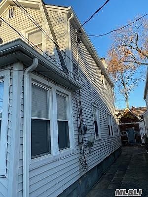 4th image of 92-55 173rd St
