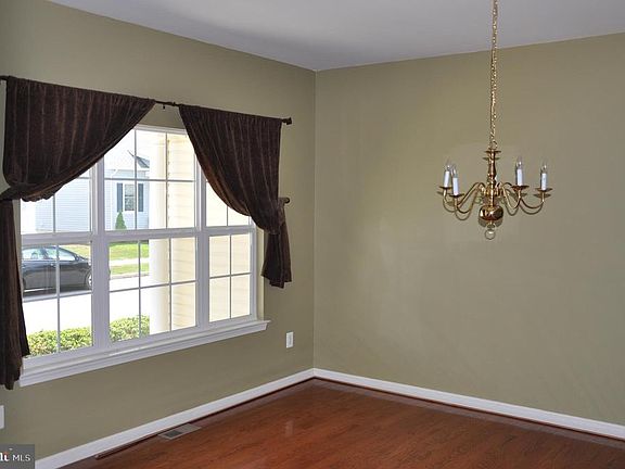 5th image of 137 Allison Jane Dr