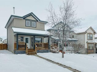 42 SE Hidden Hills Way NW, Calgary, AB T3A5T1