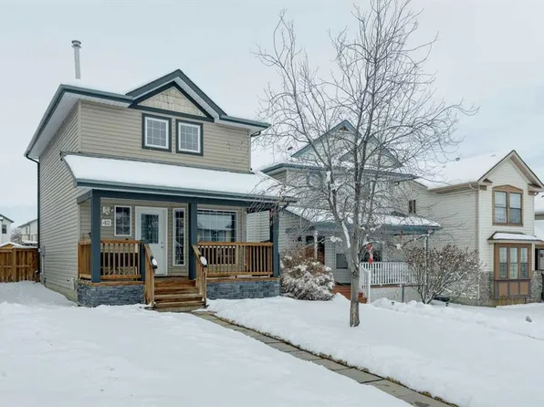 42 SE Hidden Hills Way NW, Calgary, AB T3A 5T1