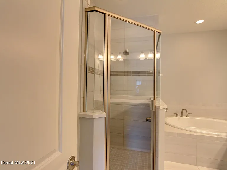 6903 Vista Hermosa Dr — Photo 26