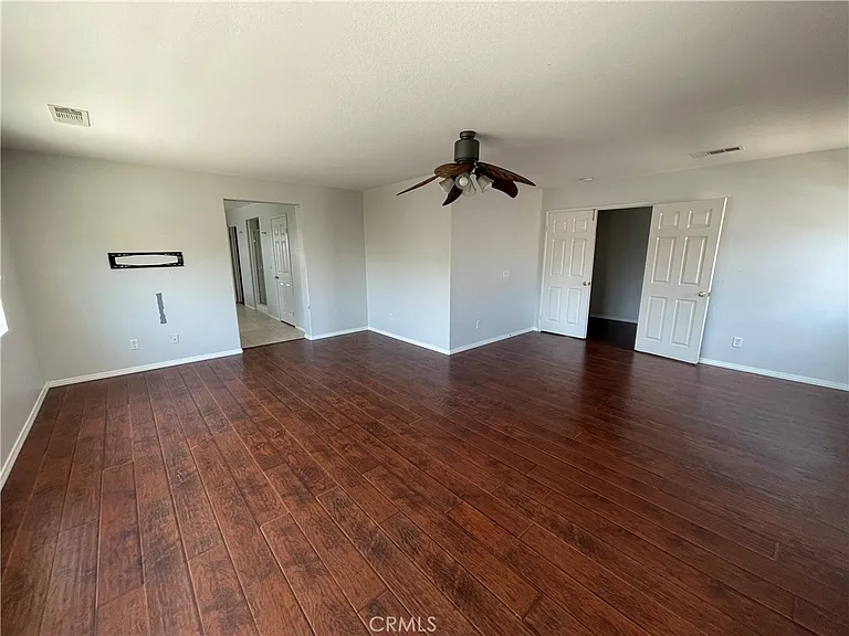 37222 Camden Dr — Photo 18
