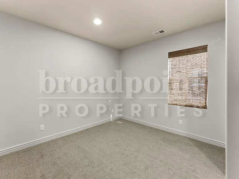 1672 N Las Flores Dr — Photo 28