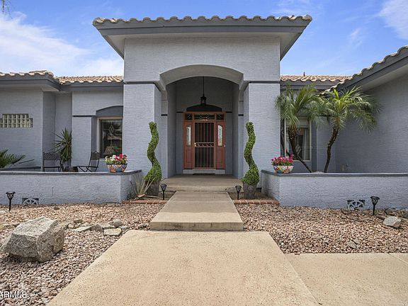 3rd image of 1627 E Le Marche Ave