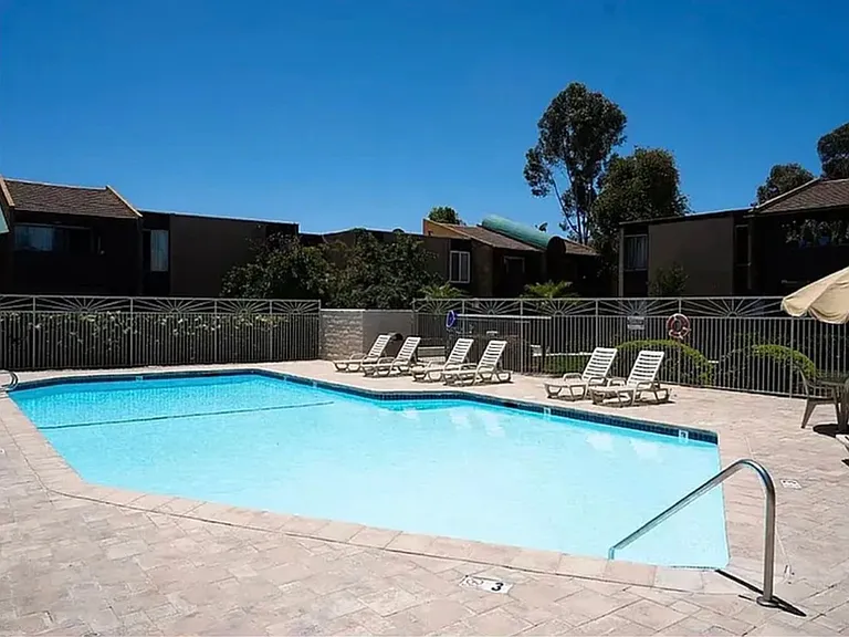 3454 Castle Glen Dr #139 — Photo 18