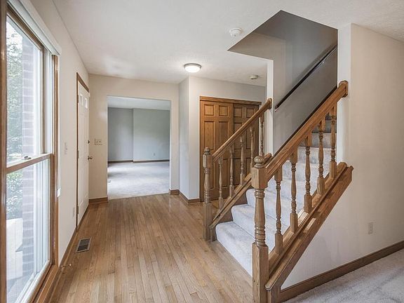 2nd image of 351 Ashford Dr