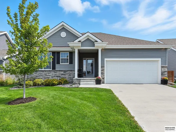 7301 S 184th St, Omaha, NE 68136