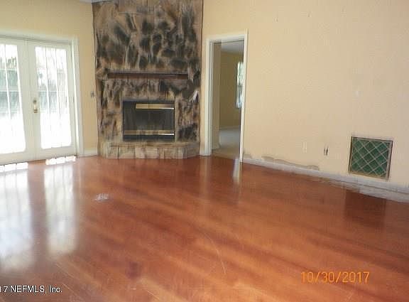 4th image of 1820 Reatta Ln