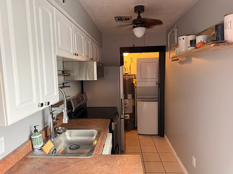 301 E 2700 S #11 — Photo 9