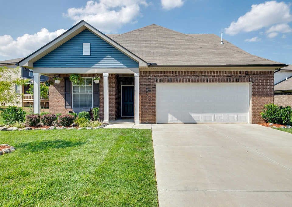 1st image of 903 Wisteria Ct