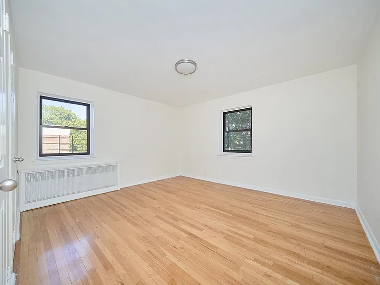 72-22 153rd St #3G — Photo 5