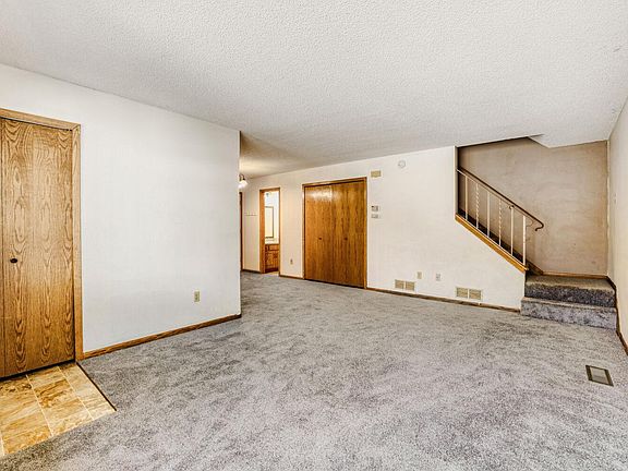 5th image of 3985 Parkridge Dr