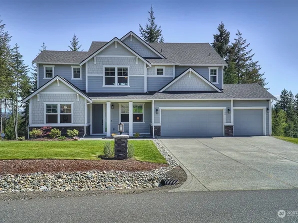 5540 NW Muddy Paws Court, Bremerton, WA 98312