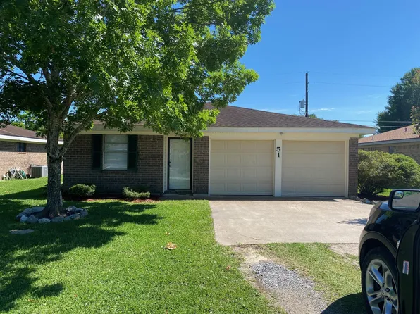 51 Parkland St, Bridge City, TX 77611