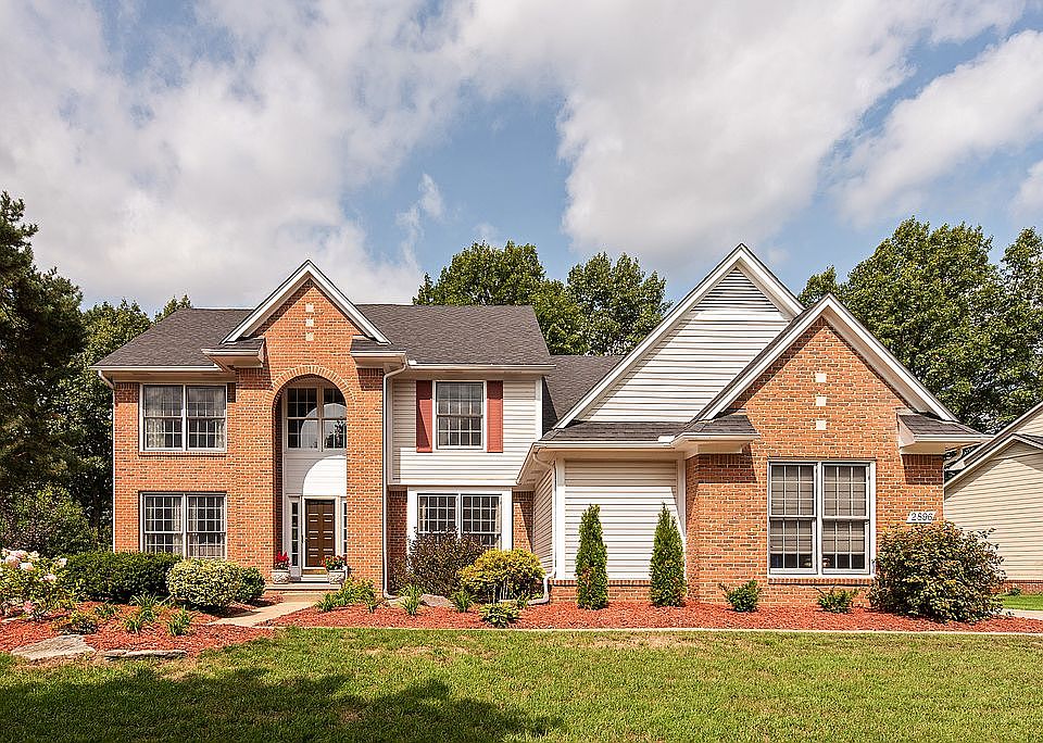 1st image of 2896 W Bloomfield Oaks Dr