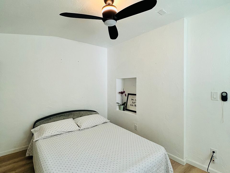 1st image of 1080 Chateau Dr