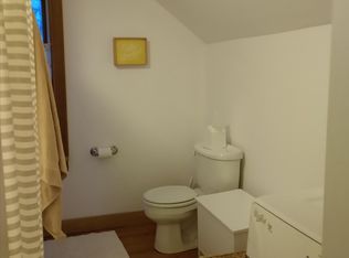 947 Oak Hill Rd, Williston, VT 05495