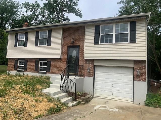 1st image of 25 Meadow Hill Dr
