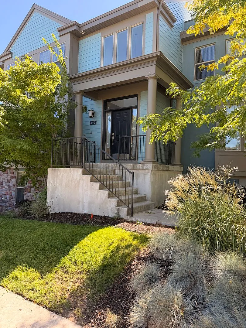 Daybreak Townhome — Photo 1