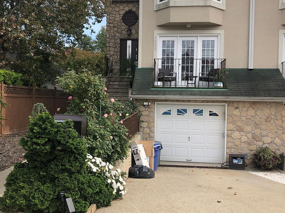 1st image of 1292 Mason Ave